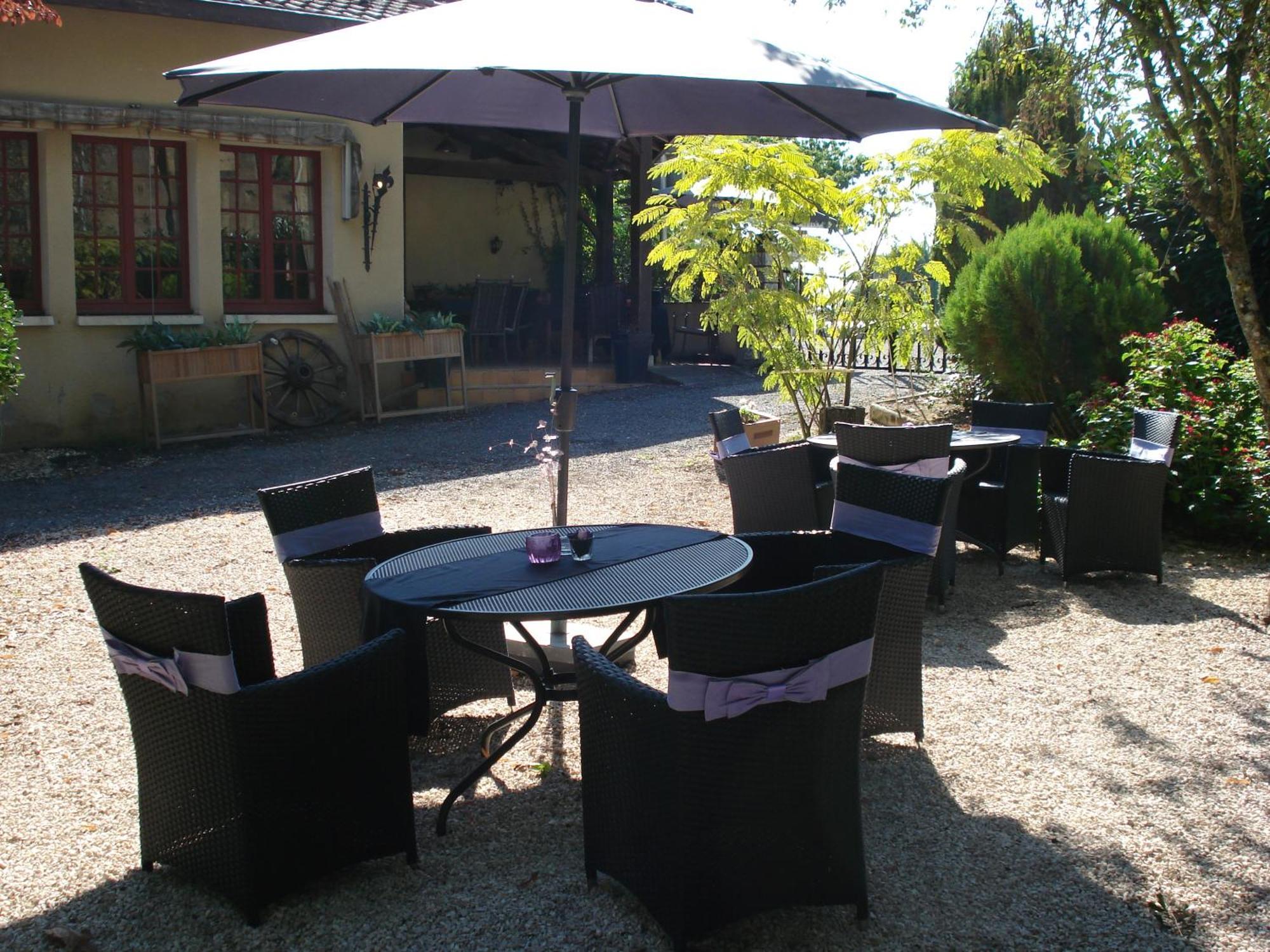 Relais Du Chateau Hotel Saint-Blancard Екстериор снимка