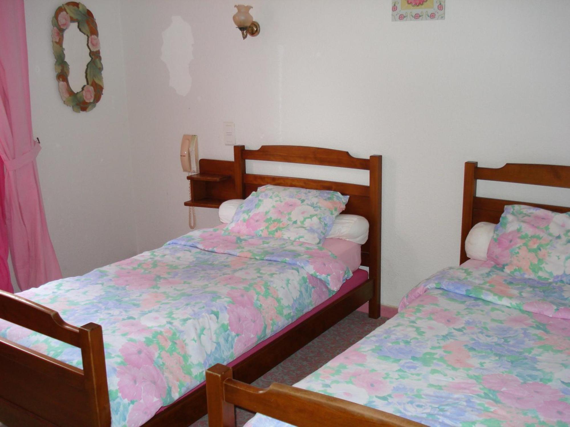Relais Du Chateau Hotel Saint-Blancard Екстериор снимка
